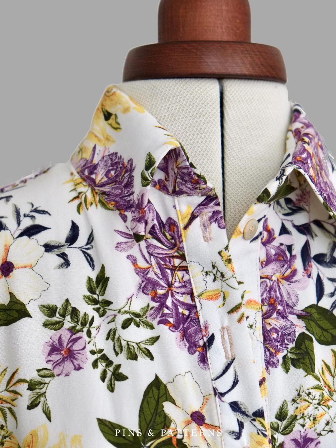 Lockeres Midikleid Kragen